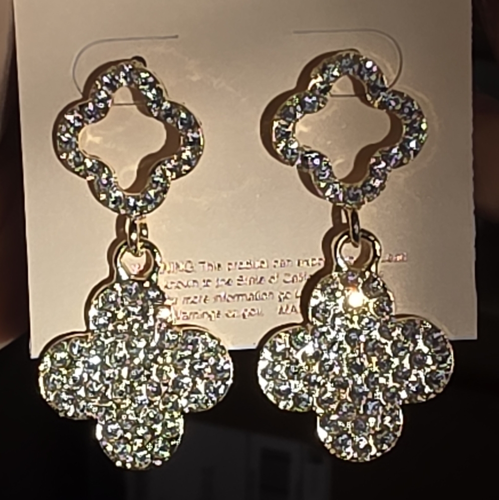 Dazzling Gold Crystal Drop Earrings